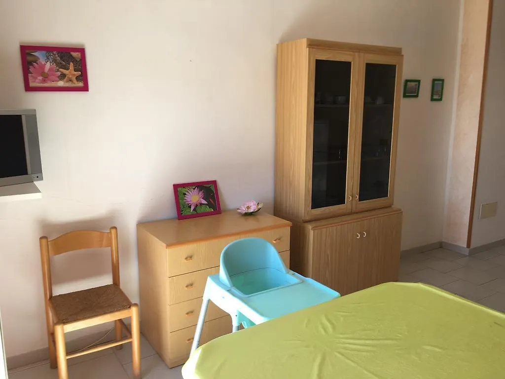 Borgo Spiaggia Vista Mare Apartment